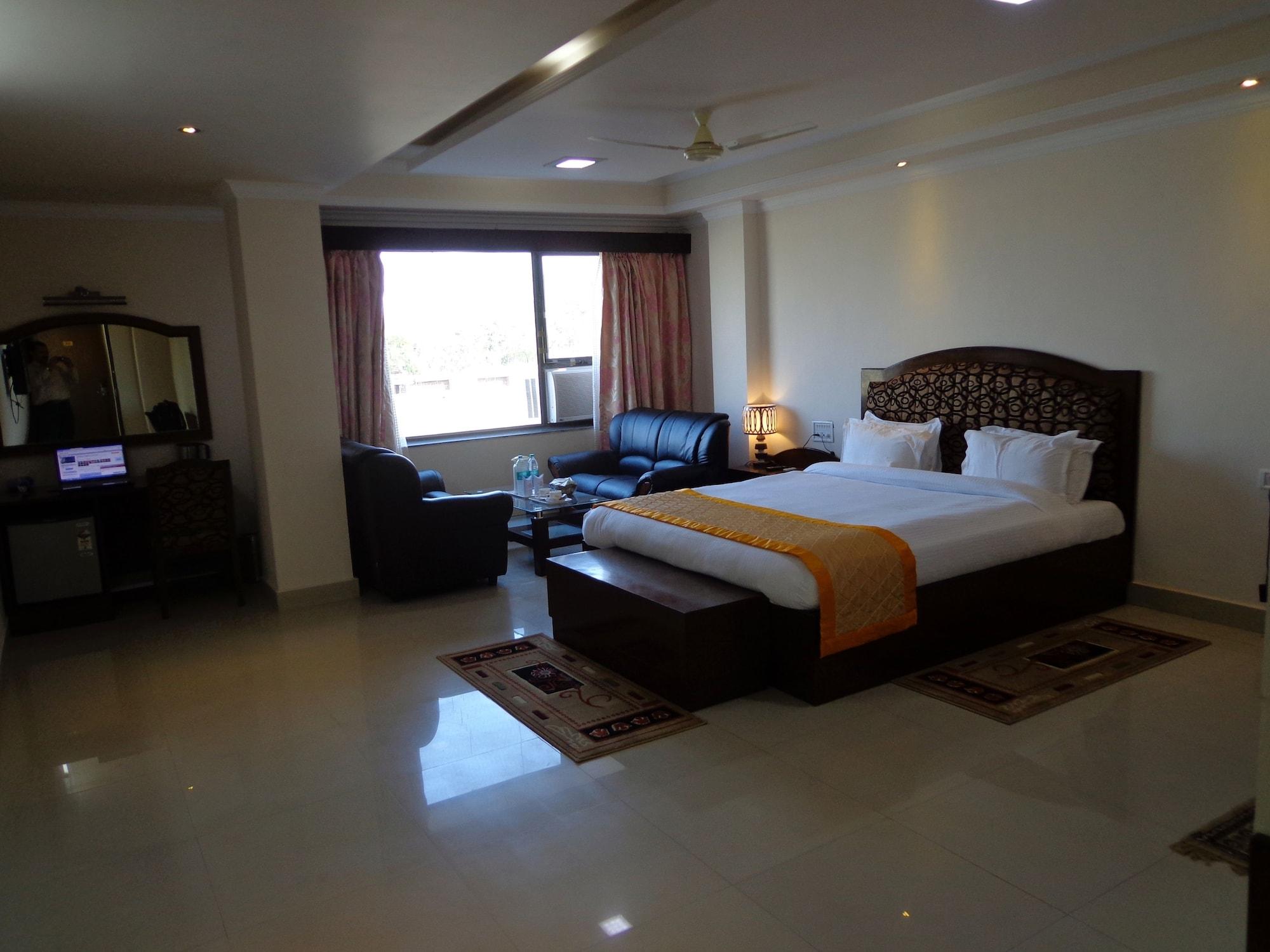 Bodhgaya Regency Hotel Екстериор снимка