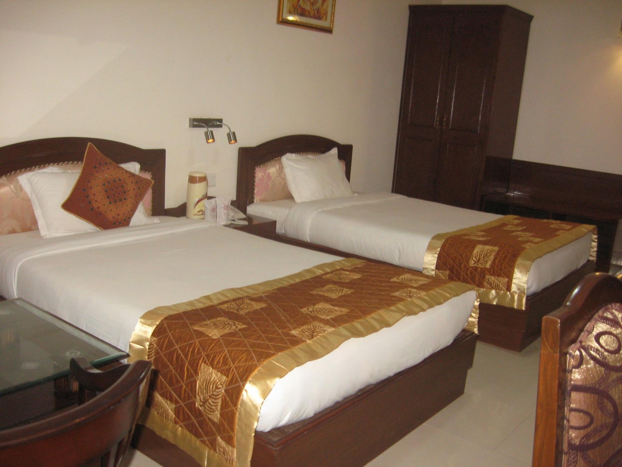 Bodhgaya Regency Hotel Екстериор снимка