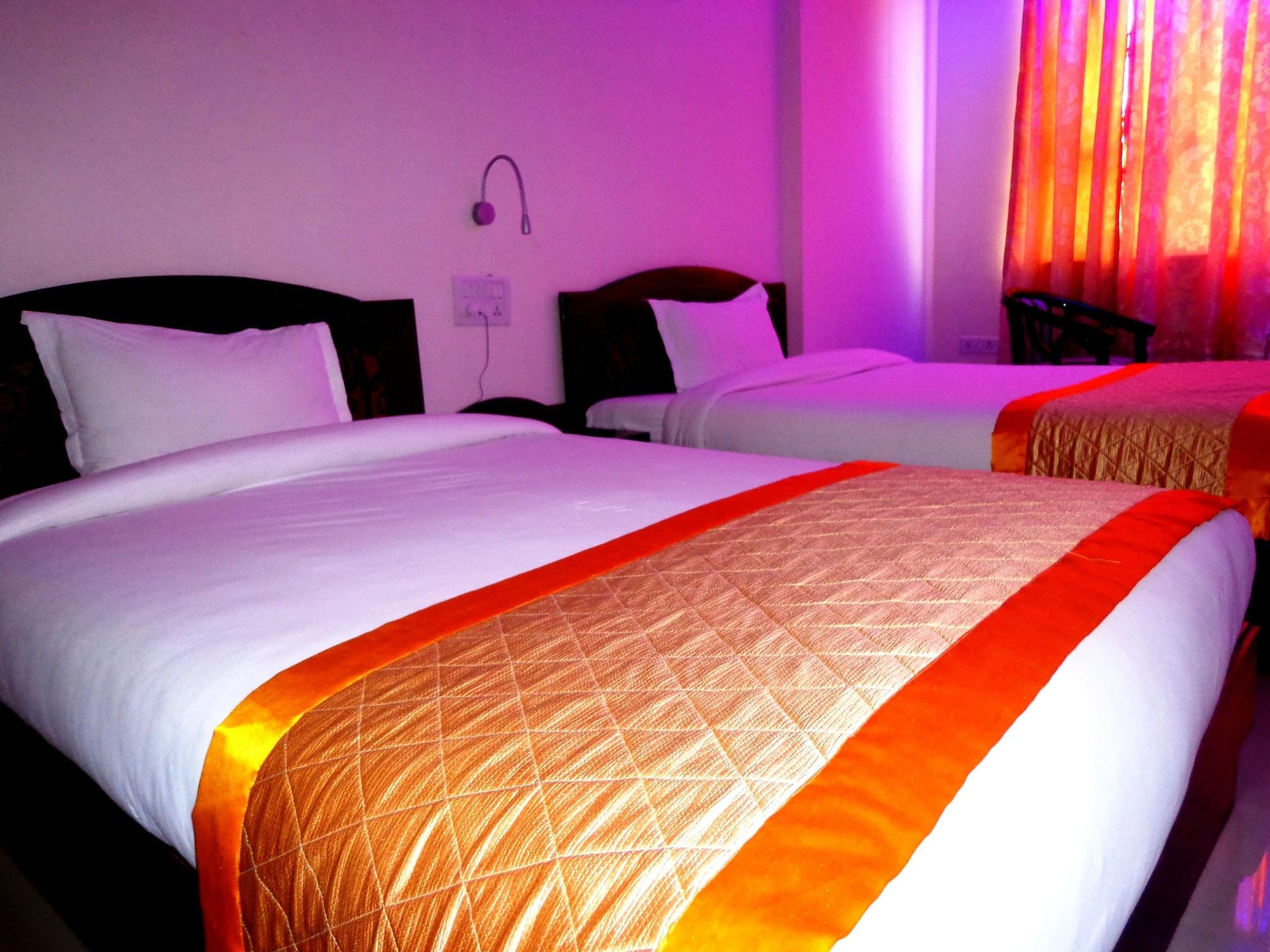 Bodhgaya Regency Hotel Екстериор снимка