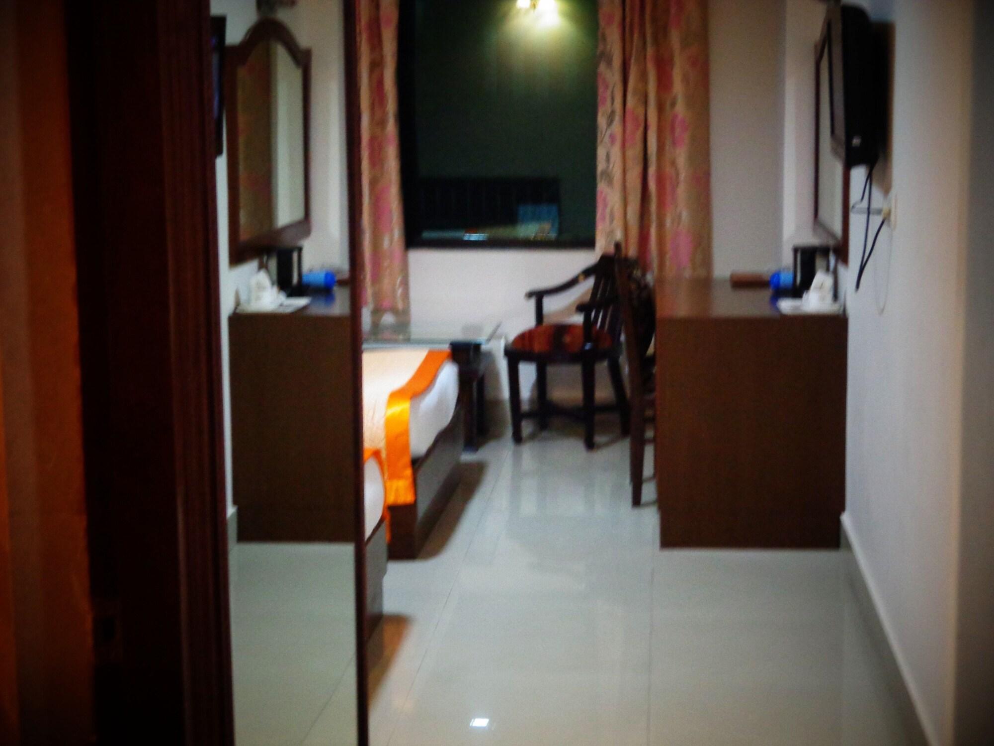 Bodhgaya Regency Hotel Екстериор снимка