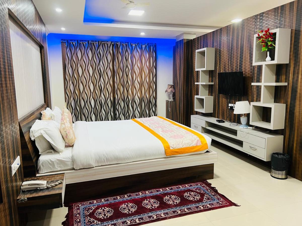 Bodhgaya Regency Hotel Екстериор снимка