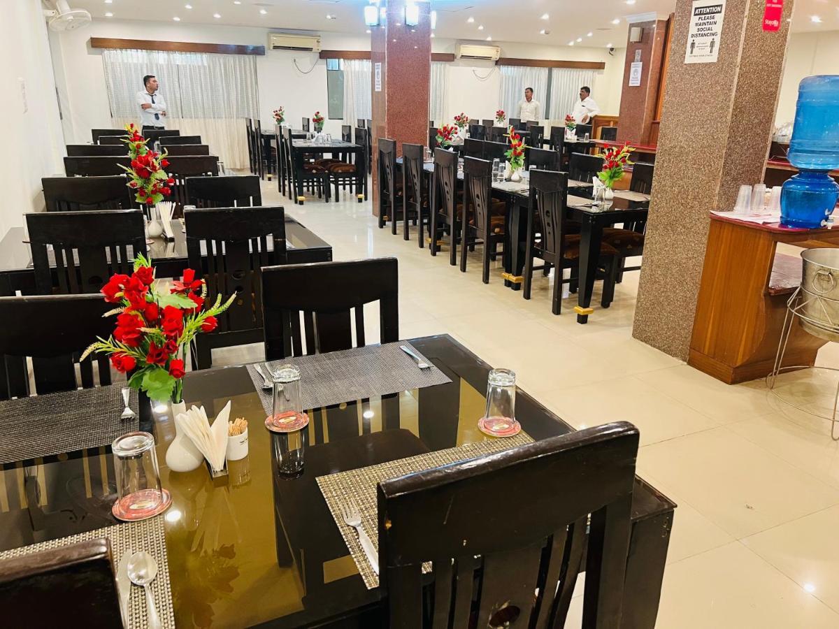 Bodhgaya Regency Hotel Екстериор снимка