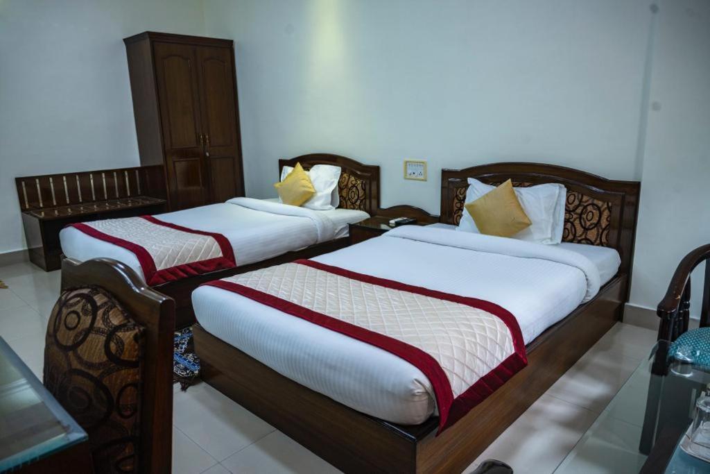 Bodhgaya Regency Hotel Екстериор снимка