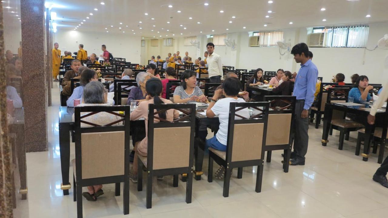 Bodhgaya Regency Hotel Екстериор снимка